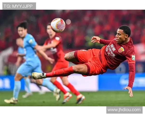 德国足球巨星高清图片精选展现球场风采与精彩瞬间