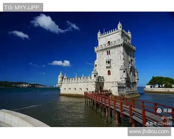 西班牙足球球星与爱侣共谱浪漫篇章打造甜蜜人生